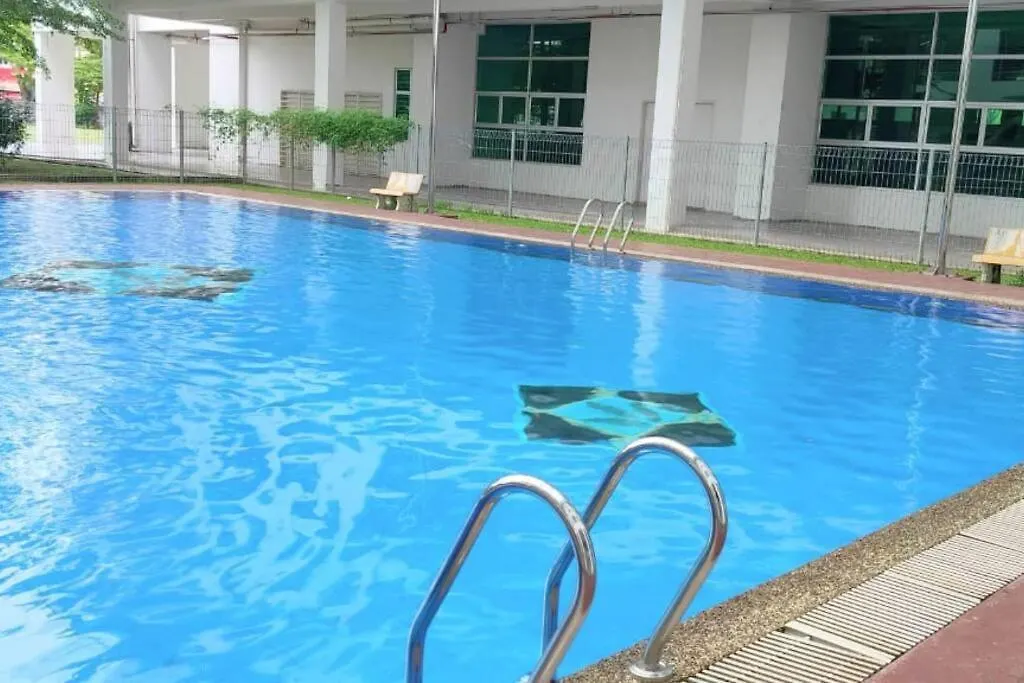 Comfy Home Near To Spice And Usm Bayan Lepas 0*,