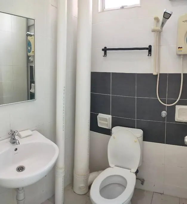 Comfy Home Near To Spice And Usm Bayan Lepas 0*,  Maleisië